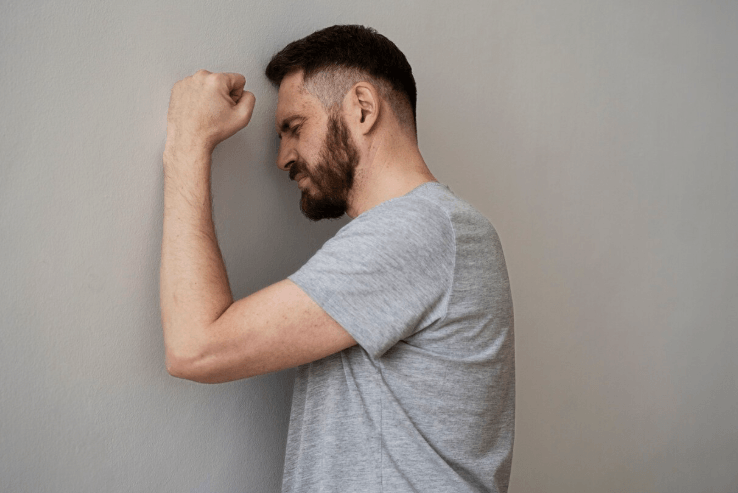 Man rebuilding confidence and emotional strength after divorce through counseling
