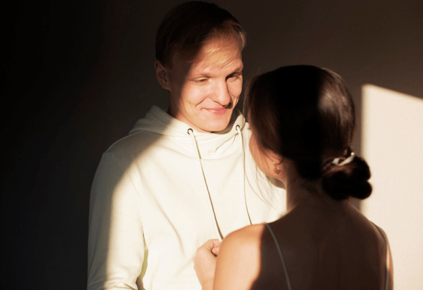Relationship counseling for emotional connection